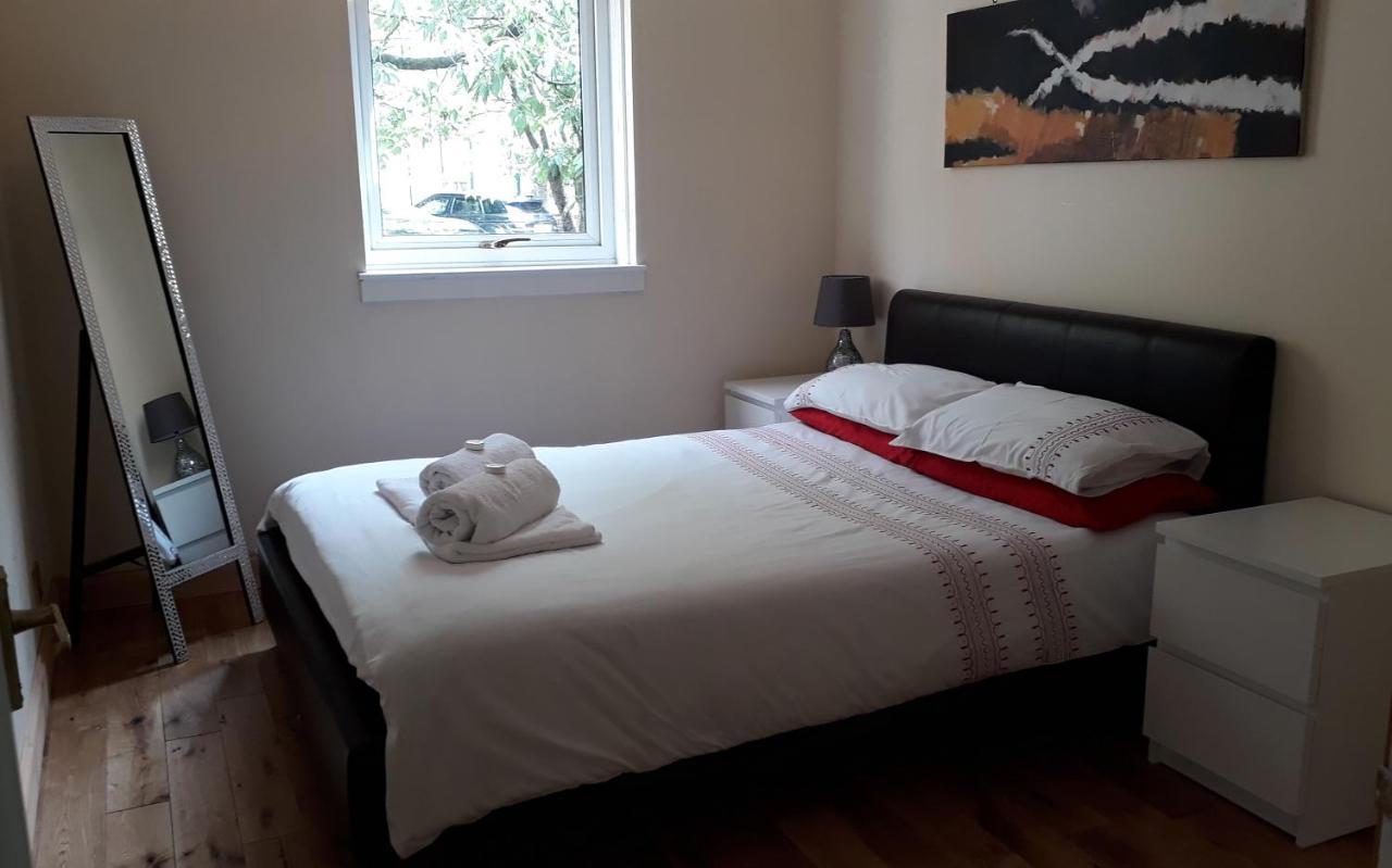 Bright City Centre House - Private Garden & Parking! Villa Глазгоу Екстериор снимка