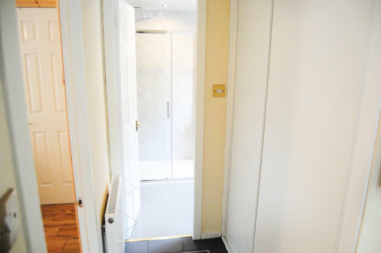 Bright City Centre House - Private Garden & Parking! Villa Глазгоу Екстериор снимка